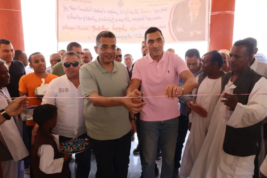 وزير الشباب ومحافظ البحر الأحمر يفتتحان تطوير مركز شباب أبو رماد| صور