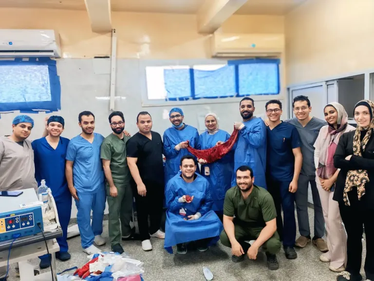 فريق طبي بقسم الجراحة العامة بجامعة أسيوط ينجح في إصلاح ارتخاء شديد بالحجاب الحاجز