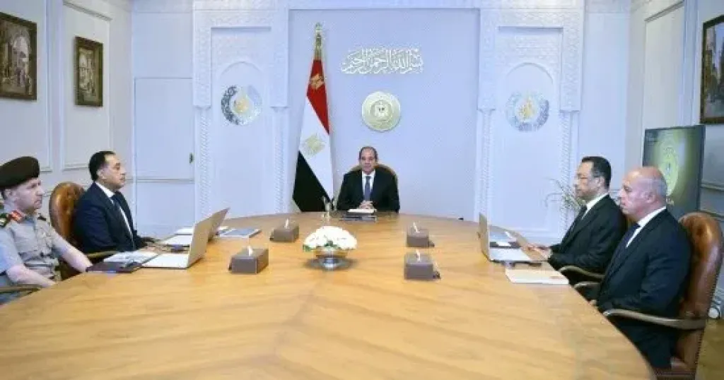 الرئيس السيسى يوجه بالتوسع في نشر شبكات الجيل الخامس وتعزيز مرونة البنية التحتية للاتصالات