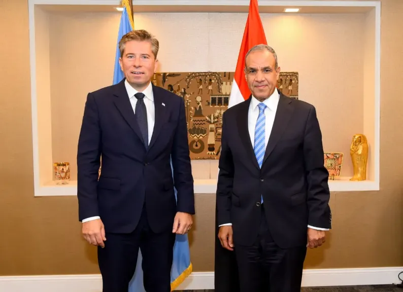 وزير الخارجية يبحث مع وكيل السكرتير العام للأمم المتحدة الأوضاع الإنسانية في عدد من بؤر التوتر والأزمات