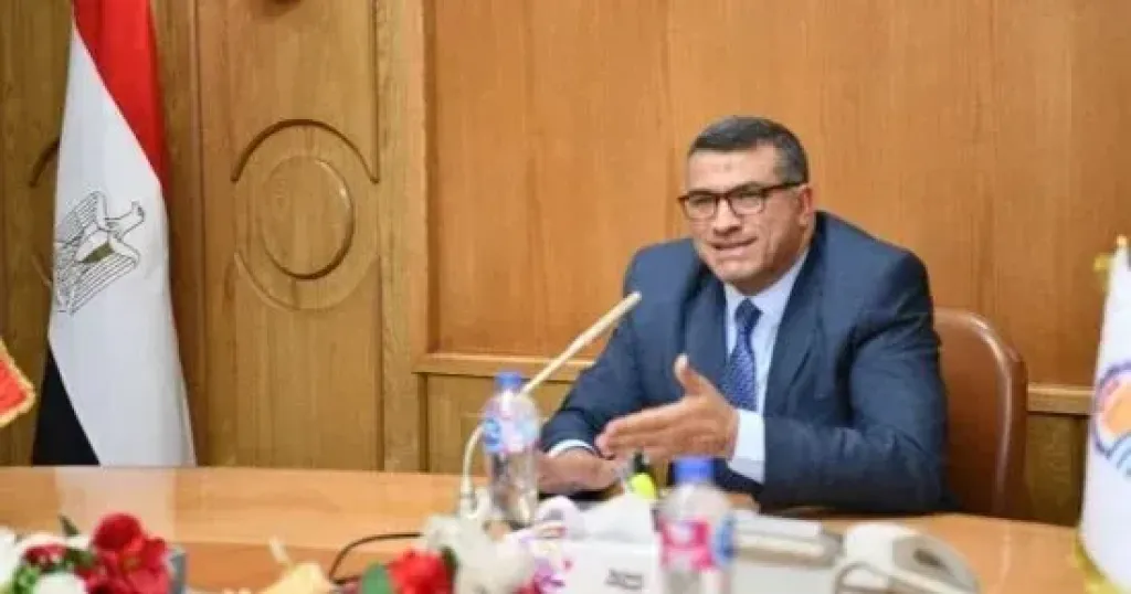 قنا تُكثف جهود التشجير والتوعية بأهمية الحفاظ على الأشجار