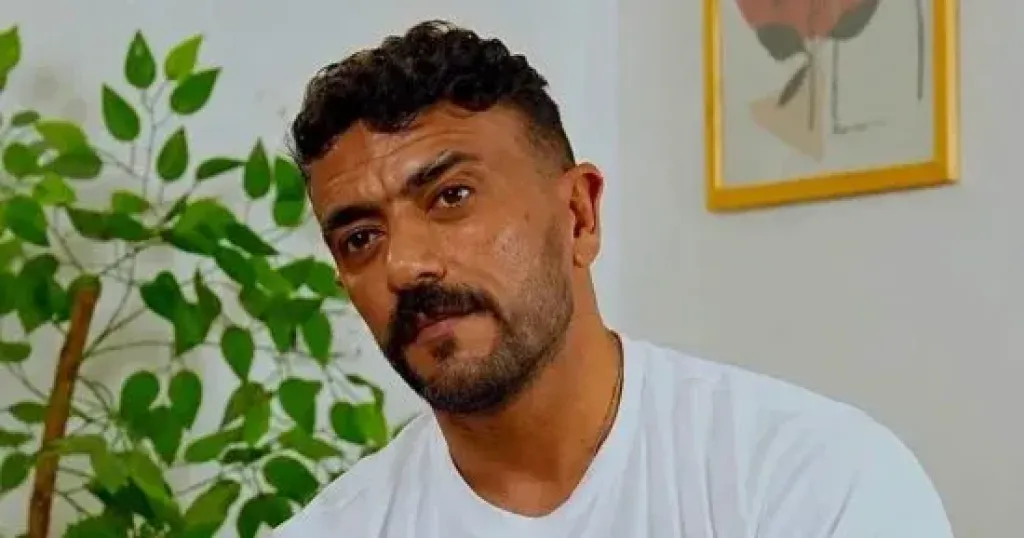 أحمد العوضى يوجه رسالة شكر لكل محبيه بعد دعائهم لوالده فى أزمته الصحية الأخيرة