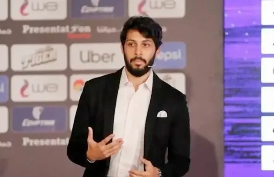 الإعلان الرسمي يقترب.. حسام الزناتي مديرًا رياضيا للزمالك خلفًا لجون إدوارد