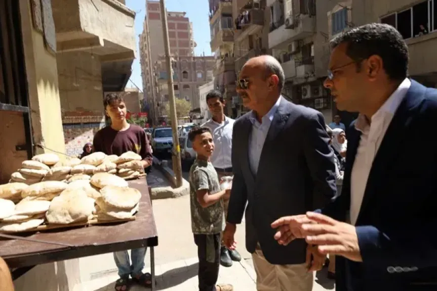 حملات تموينية بقنا تضبط سلعًا غذائية منتهية الصلاحية وتتصدى للتلاعب في أسطوانات البوتاجاز