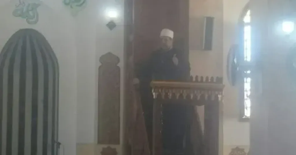 حرمة تصوير الأفراد بدون إذن.. وزارة الأوقاف تنشر نص خطبة الجمعة القادمة