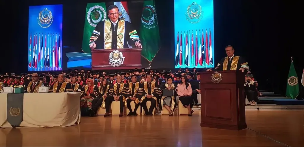 وزير الزراعة يشهد حفل تخرج دفعة جديدة من طلاب الأكاديمية العربية للعلوم والتكنولوجيا والنقل البحري