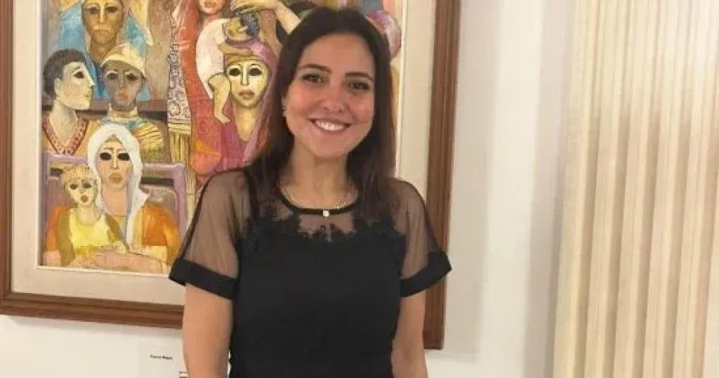 مي كساب برفقة أولادها في عرض مسرحية خيال مريض بالعاصمة الجديدة