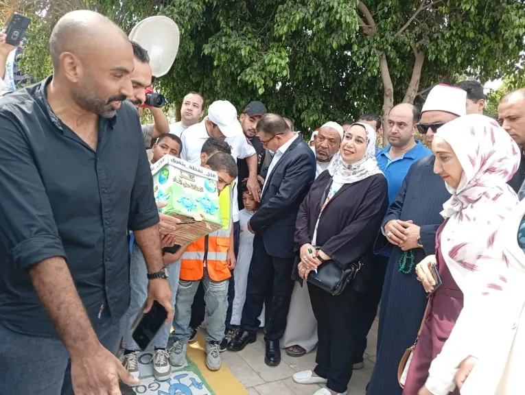 نائبة المحافظ تشهد فعاليات مبادرة”جمعتنا لمتنا”بمسجد عبد الحليم محمود ببلبيس
