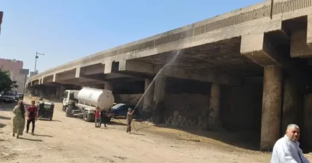 رفع 1300 طن رتش من نفق بالعمرانية.. وزراعة الأشجار لتحسين المظهر الحضارى