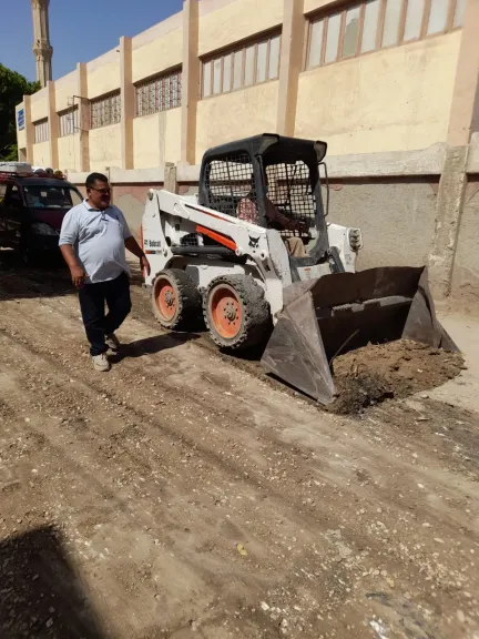محافظ أسيوط: استمرار أعمال تسوية وتمهيد الطرق بقرية دير الجنادلة بالغنايم لتحسين حركة المواطنين