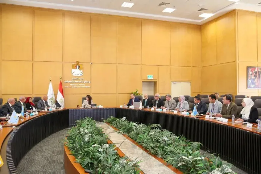 وزيرة الإسكان تترأس الاجتماع الدوري للجنة المرافق لمتابعة مشروعات محافظة سوهاج