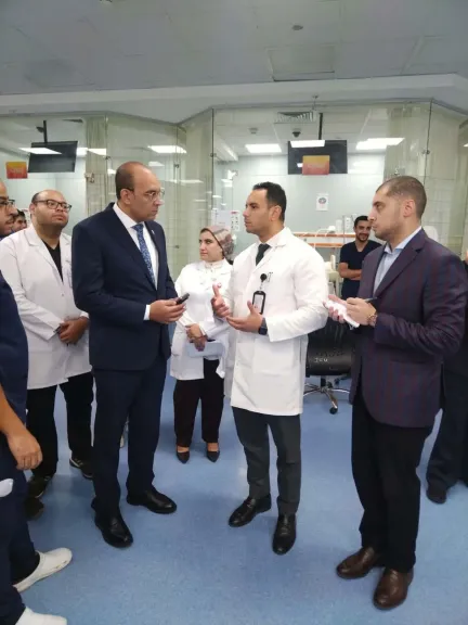 رئيس التأمين الصحي يتفقد مستشفى العاصمة الإدارية ويتابع إنشاء «العاصمة 2»