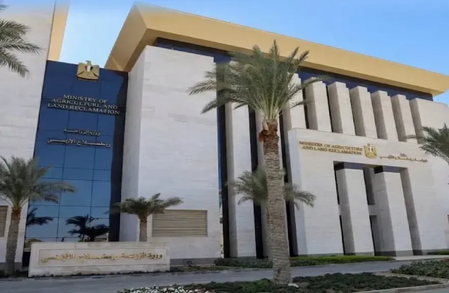 ضبط 359 عبوة مبيدات زراعية متنوعة الأصناف غير مسجلة بوزارة الزراعية في حملات بالغربية