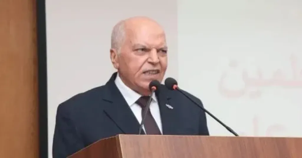 نقيب المعلمين يوجه لترجمة دعوة الرئيس السيسي لتعزيز وعي الطلاب لخطوات عملية