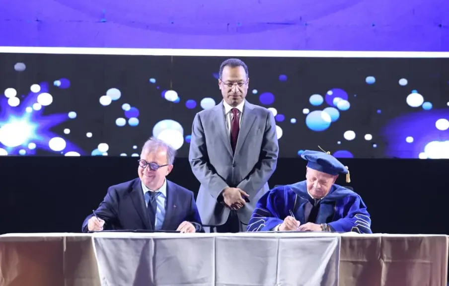 بدء تطبيق اتفاقياتنا مع ”سيزي” الفرنسية لبرنامج الدراسات المزدوج لعلوم الحاسب وهندسة الحاسب وتعاون مع اليابان