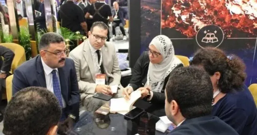 رئيس الثروة المعدنية يبحث مع البنك الأوروبى لإعادة الإعمار التعاون وبناء القدرات
