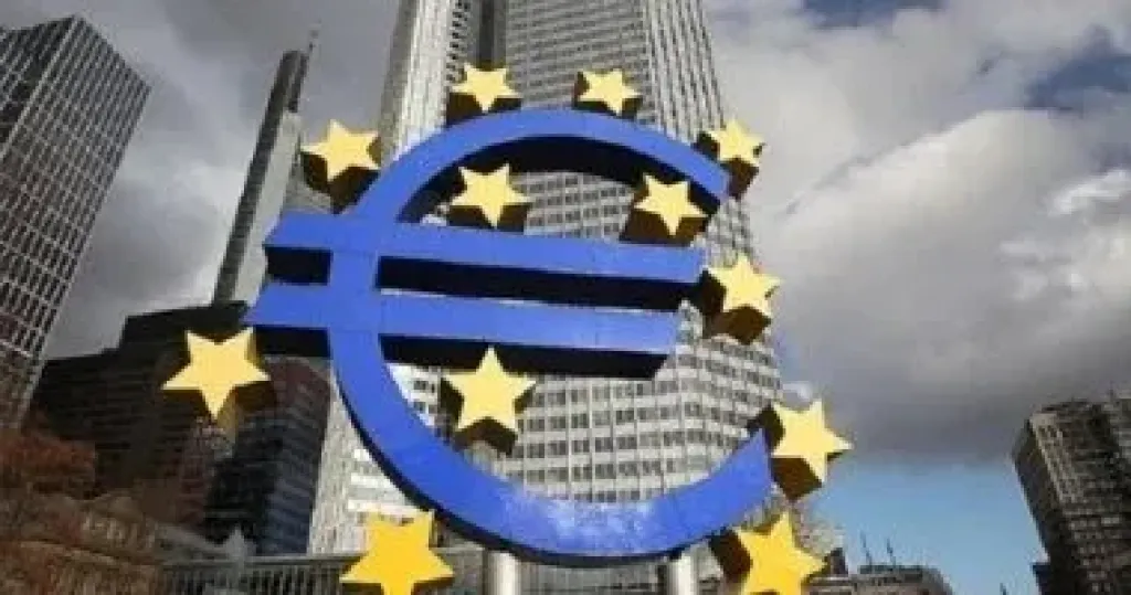 التضخم يشتعل في منطقة اليورو والمركزي الأوروبي تحت ضغط لرفع الفائدة