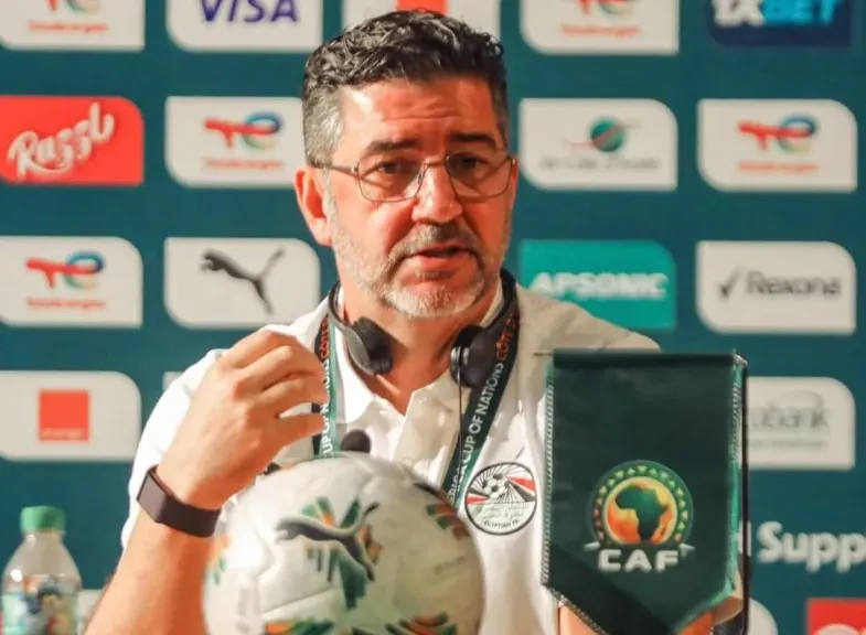 الزمالك ينهي أزمة البرتغالي فيتور بيريرا بعد شكواه ضد النادي