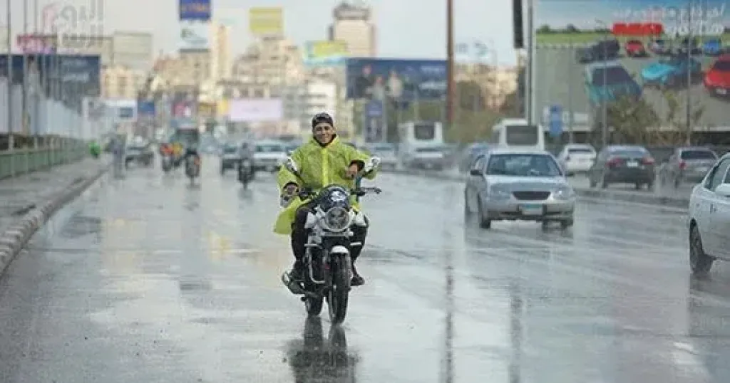 أمطار غزيرة تضرب مدينتى برانى والنجيلة في مطروح