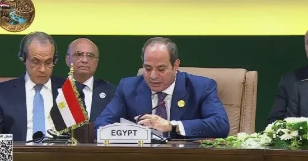 الرئيس السيسى: التنمية الحقيقية لا تأتى من الخارج وإنما تصنع بإرادة القارة