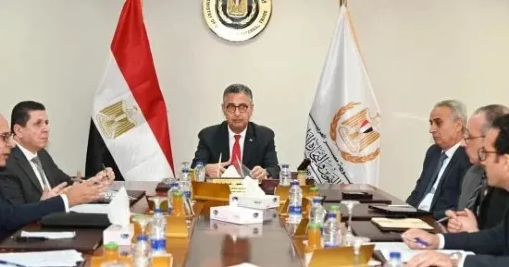 وزير التموين: إتاحة الأقماح عبر البورصة السلعية لإنتاج الدقيق المخصص للفينو