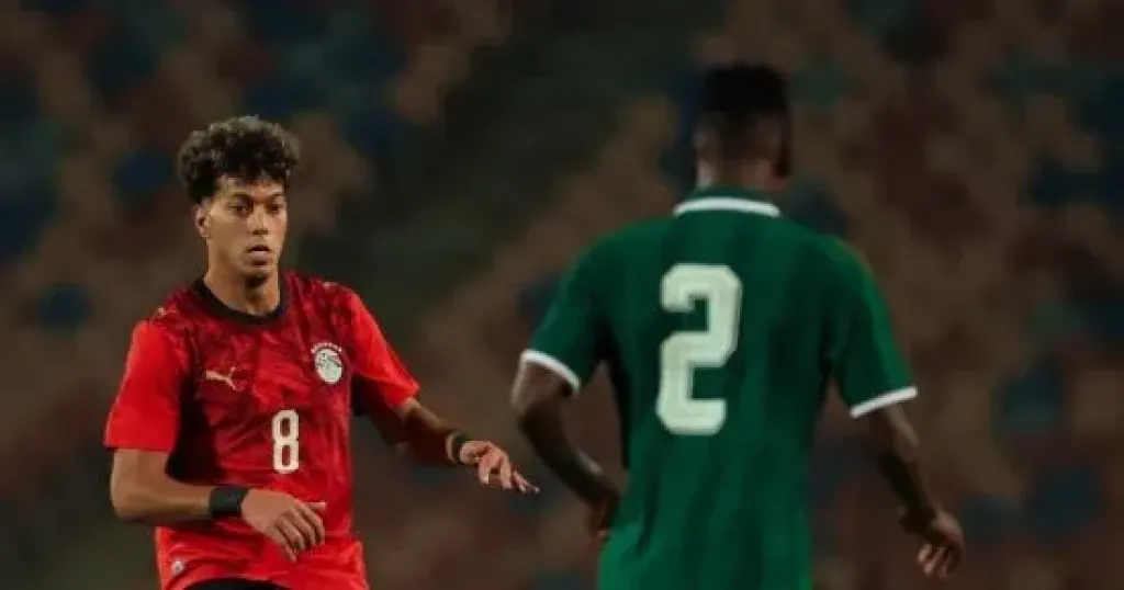 مصر ضد جنوب أفريقيا.. تبديل أول للفراعنة بنزول أسامة فيصل بدلا من إمام عاشور