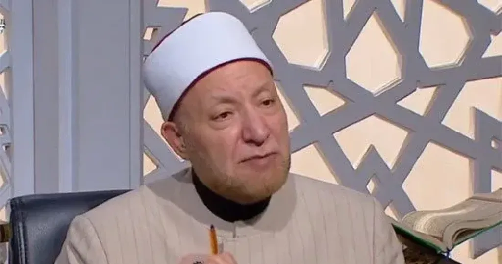 هل قضاء الصلاة أولى من النوافل؟.. أمين الفتوى يوضح
