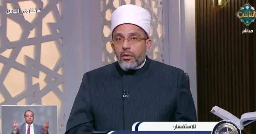 ما حكم حجب الأم الميراث لسنوات بسبب الأبناء الصغار؟.. أمين الفتوى يجيب