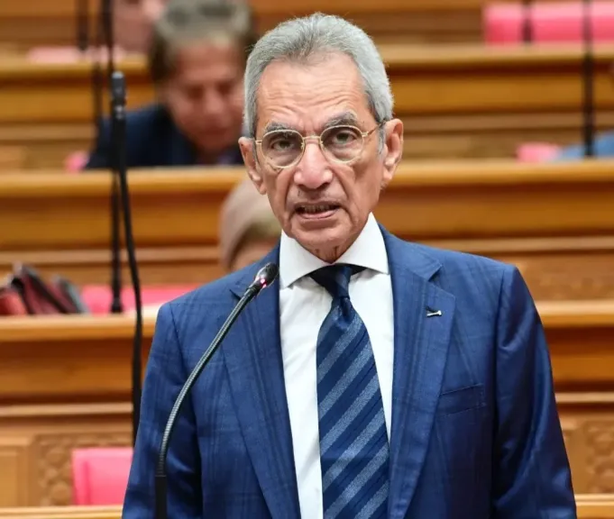 وزير شئون المجالس النيابية يُهنئالرئيس عبدالفتاح السيسي بالذكري الثالثة والخمسين لانتصارات أكتوبر المجيدة