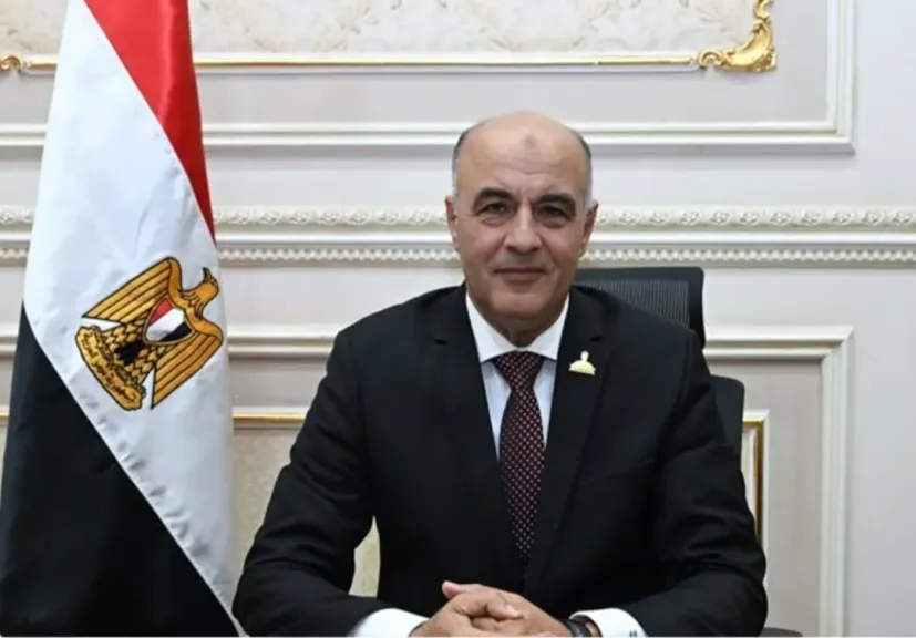فوز  محمد عبد الله عبد المولى برئاسة ”دفاع الشيوخ” في دور الانعقاد الجديد