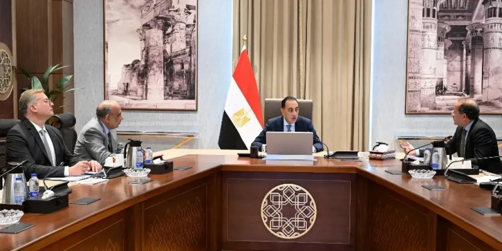 رئيس الوزراء يستعرض محاور جلسة ”مسيرة الطاقة المصرية”