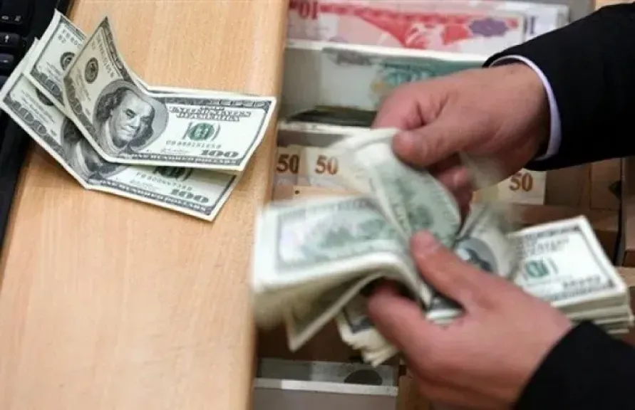 أسعار الدولار في البنوك المصرية قبل بدء تعاملات صباح اليوم الخميس