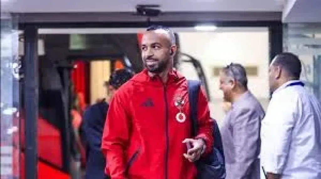 لقطات من وصول الأهلي إلى استاد السلام استعدادًا لمواجهة بترول أسيوط