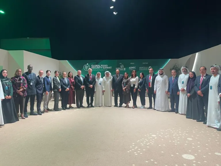 نائب وزير الزراعة يشارك في فعاليات قمة الأمن الغذائي العالمي بأبوظبي