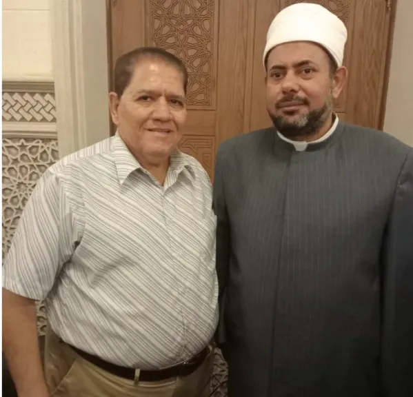 بوابة الدولة الإخبارية تحاور إمام وخطيب مسجد السيدة نفيسة.. حول أسرار المنهج النبوي في اكتشاف المواهب وصناعة القادة
