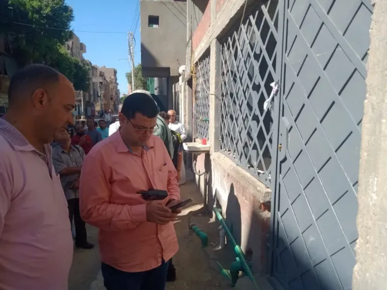 محافظ أسيوط: غلق وتشميع 17 محلًا ومنشأة غير مرخصة بمركز صدفا