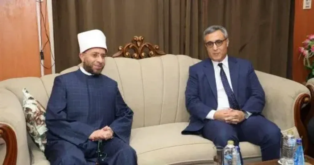 وزير الأوقاف والسفير الجزائري يفتتحان الدورة التدريبية المشتركة لواعظات الجزائر ومصر