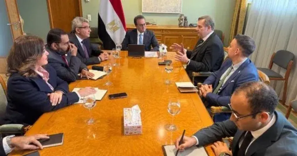 وزير الصحة يبحث مع ممثلي التحالف الألماني للصحة تعزيز التعاون المشترك