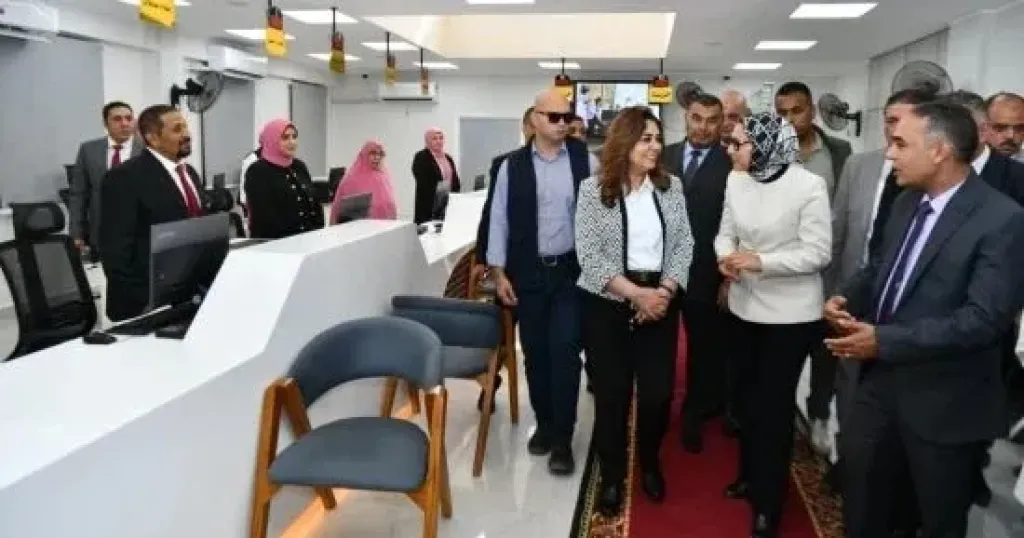 وزيرة التنمية المحلية ومحافظ الوادي الجديد تفتتحان المركز التكنولوجى بالديوان العام