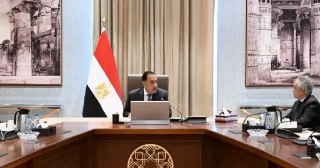 رئيس الوزراء يستعرض محاور جلسة ”مصر الرقمية” بمنتدى مصر 2026
