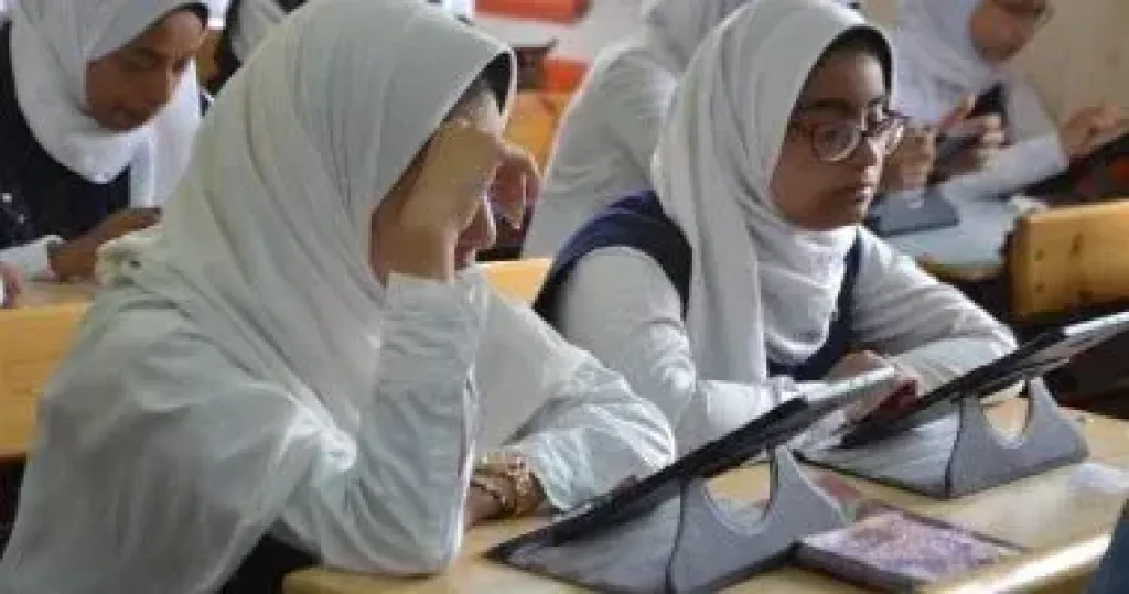 تنبيهات عاجلة لطلاب الصف الأول الثانوي بشأن التابلت