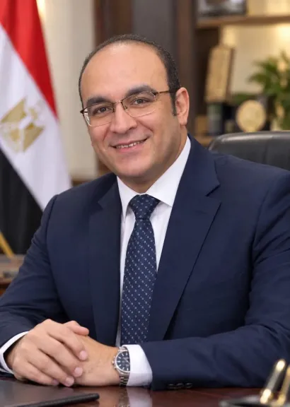 تيسيرا لاصحاب المعاشات تجديد البطاقات الصحية بالرقم القومي .بدون طابع التأمين