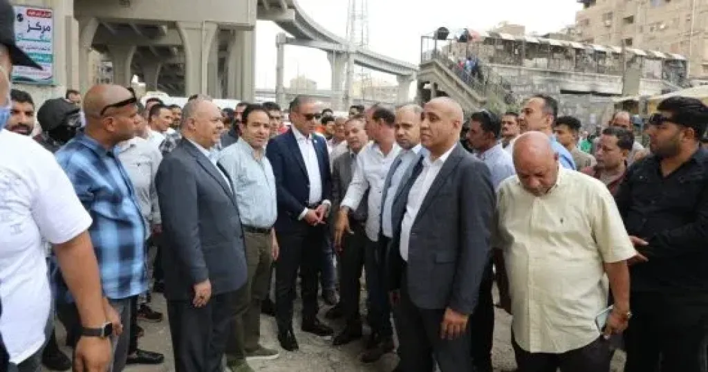 محافظ الجيزة يتفقد أعمال التطوير ببولاق ويشدد على رفع المخلفات ومنع الإشغالات