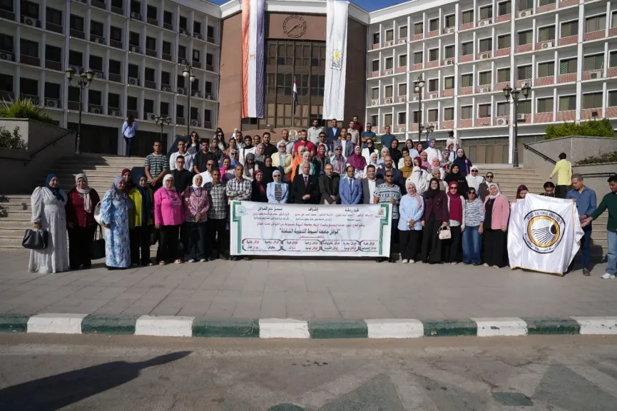 بتكامل الجامعتين و«حياة كريمة».. جامعة أسيوط الأهلية تشارك في القافلة التنموية الشاملة