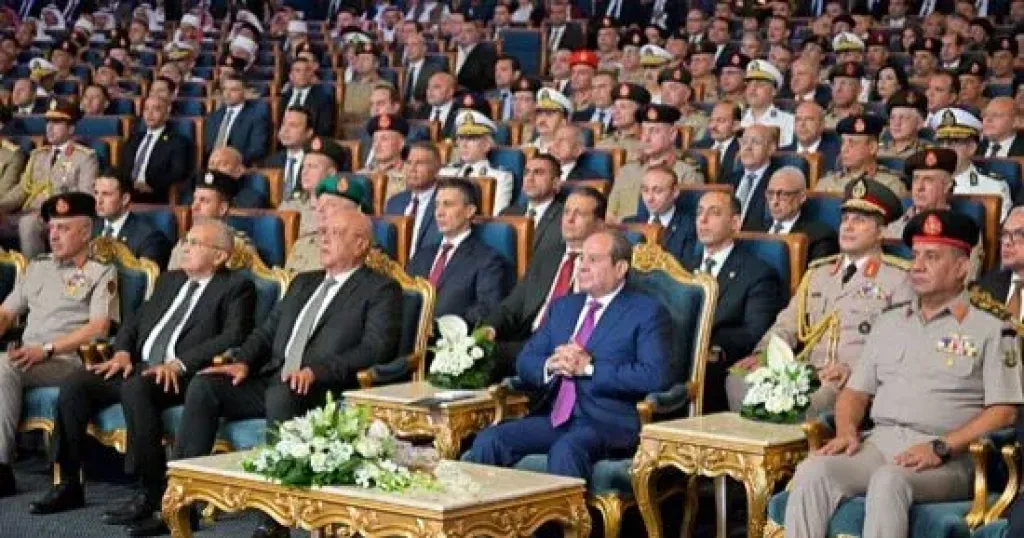 الرئيس السيسى يستعيد تصريح 2014 مع لميس وعيسى: ليس أمامنا سوى العمل والصبر