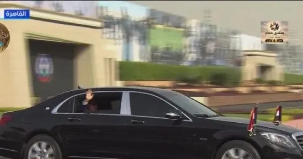 الرئيس السيسى يصل مقر أكاديمية الشرطة لحضور حفل تخريج دفعة جديدة