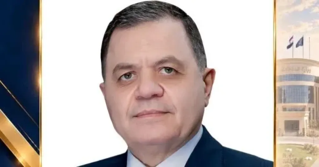 وزير الداخلية أمام الرئيس السيسي: نتصدى لمحاولات الإخوان الارهابية لاستهداف استقرار الوطن