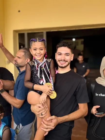 وليد فتحي يهنئ أكرم الدرديري لفوز كريمته نيللي بذهبية كأس مصر للجمباز