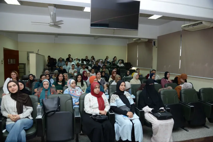 كلية الطب بجامعة أسيوط تنظم دورة تدريبية حول «مكافحة العدوى» لأطباء الامتياز