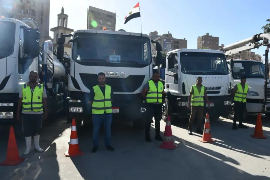 رئيس مياه الجيزة يتابع سير العمل بمحطة الصرف الصحي الرئيسية بالهرم